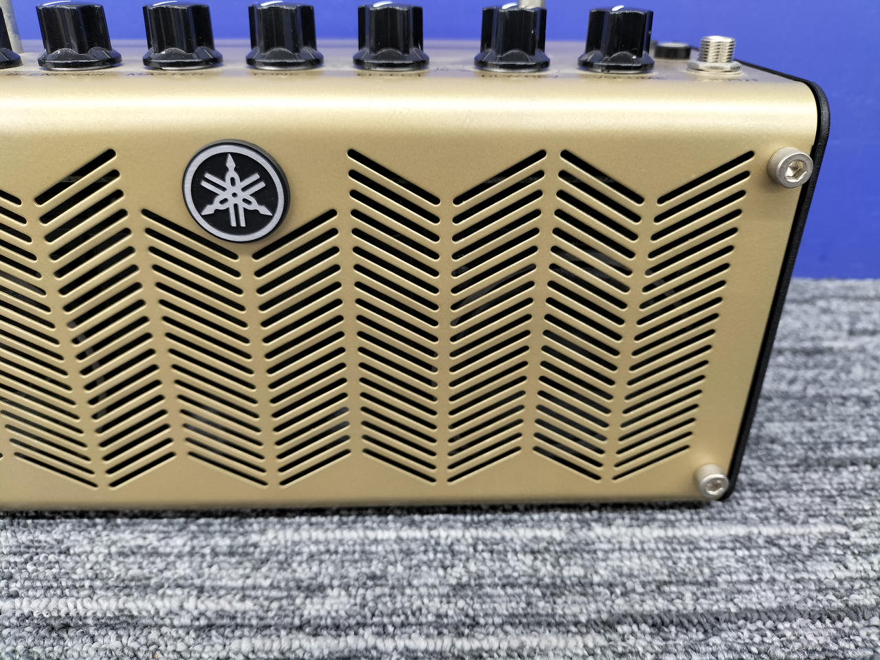 新品未使用YAMAHA THR5AアコースティックギターアンプCUBASE AI Amazon.com: Yamaha THR5 Mini Acoustic Guitar Amplifier with