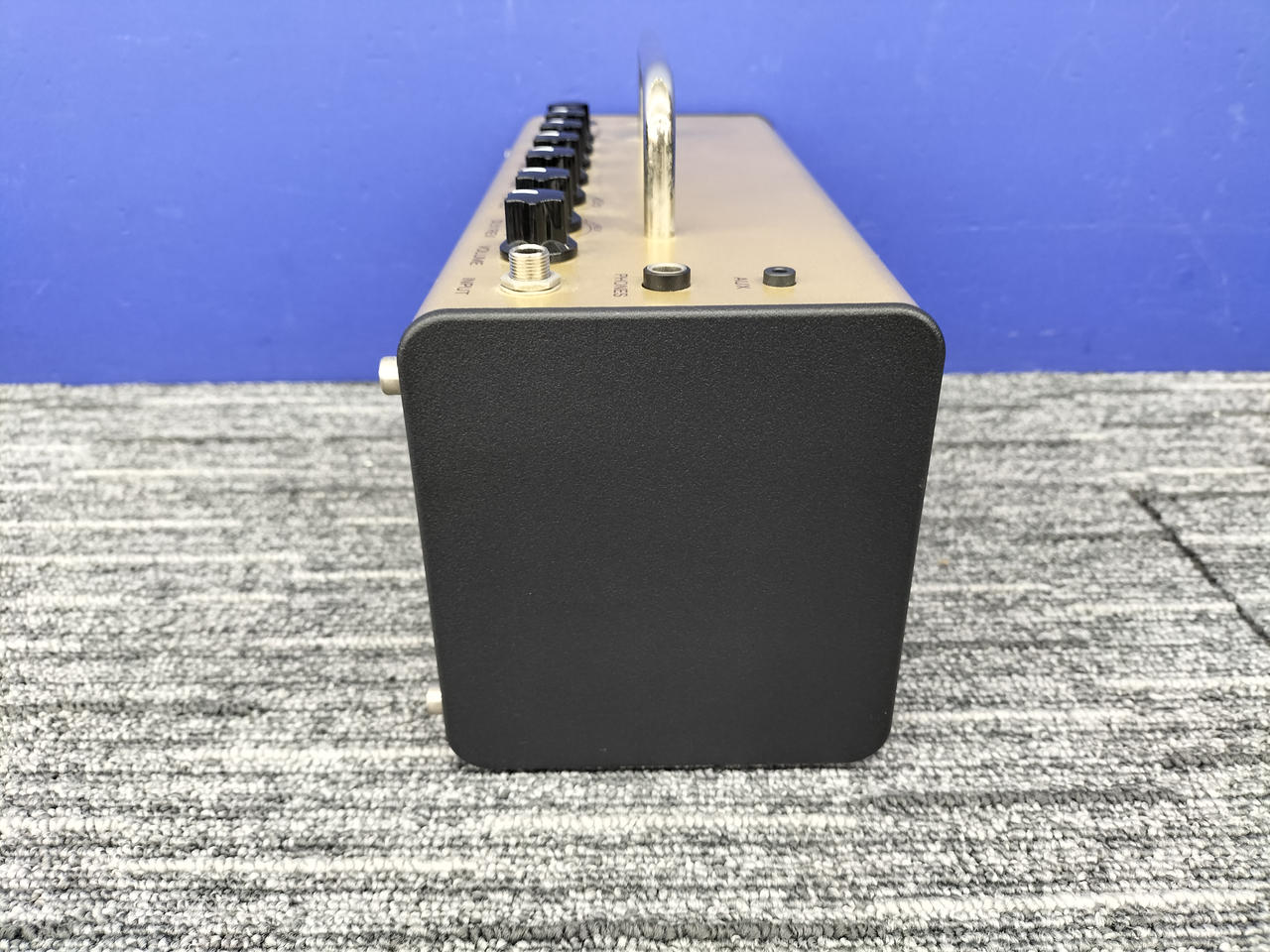 YAMAHA THR5アコースティックギターアンプ はじめての ギターアンプ：YAMAHA THR-5 インプレッション - YouTube