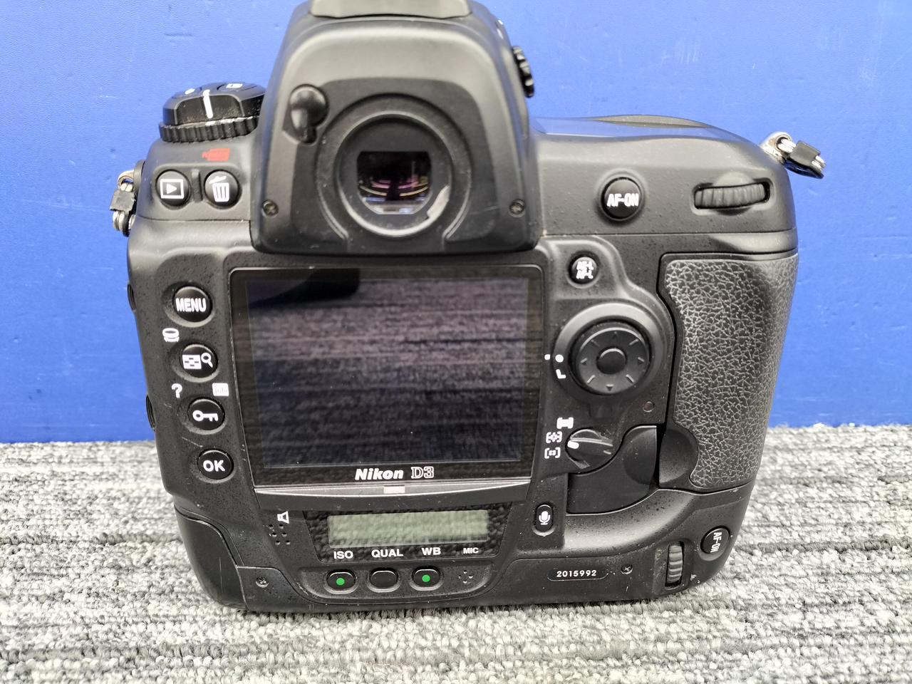 ニコン(NIKON)|【液晶内チリ、ホコリ混入有り】デジタルカメラ|HARDOFF