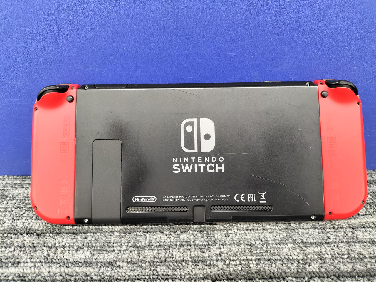 NINTENDO / 任天堂|【本体、ジョイコンのみ・スティック不良