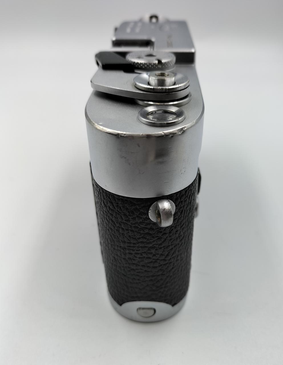 Leica ライカ M-E ジャンク品 不動 基盤破損 センサー腐食 ライカが打ち切ったM9のセンサー修理、やってくれる工房あります