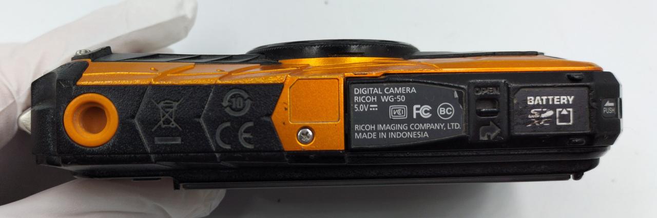 RICOH WG-40 WG-50 ジャンク品 2台 RICOH WG-40 WG-50 ジャンク品 2台
