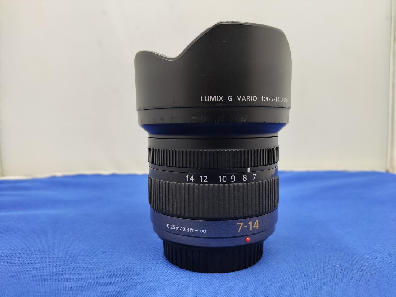 PANASONIC 型番：7-14MM 1:4 標準ズームレンズ 28,600円