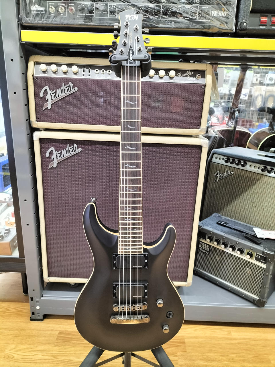 フジゲン EOS 7弦　ギター 待望の7弦EOSの試作品。 ロット生産分ももうそろそろかもしれ