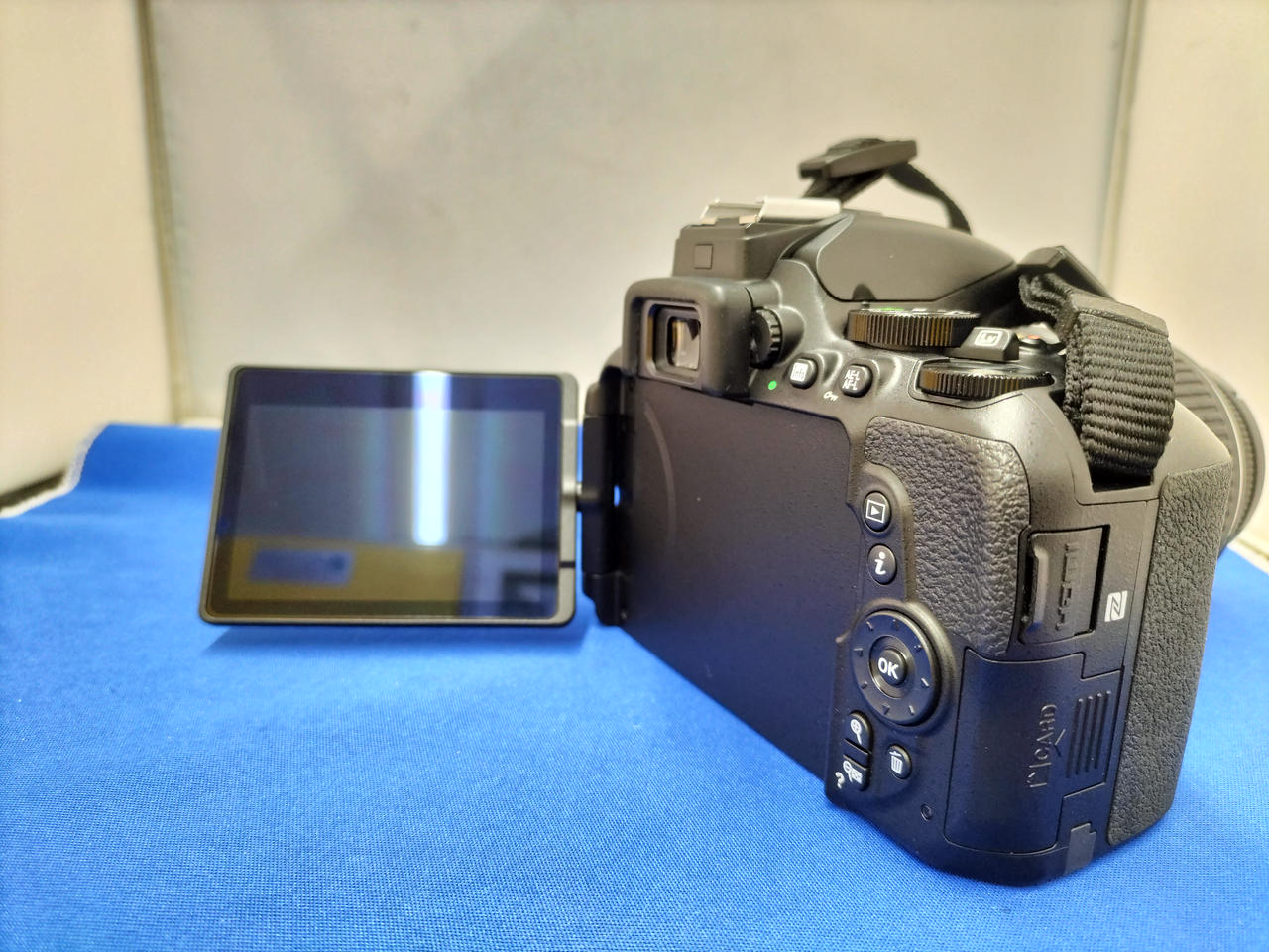 Nikon D5600 デジタルカメラボディー（付属品あり） ニコン Nikon D5600 一眼レフカメラ DX VR AF-P NIKKOR 18-55mm 1:3.5