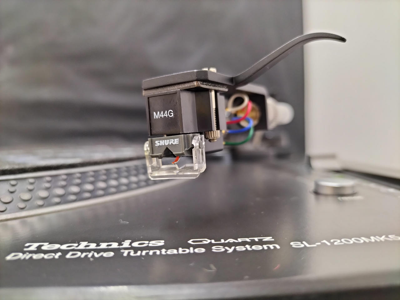 Technics SL-1200MK5 ターンテーブル SHURE M44G Technics SL-1200MK5の仕様 テクニクス