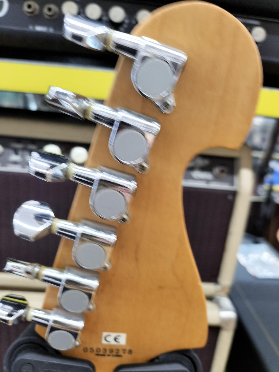Washburn A-10 QUIET RIOT HR HM 純正ハードケース付 s-l400.jpg