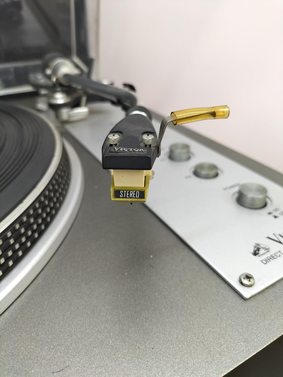 Victor PAE166-3 アンプ一体型レコードプレイヤー Victor PAE166-3 アンプ一体型レコードプレイヤー Victor PAE166