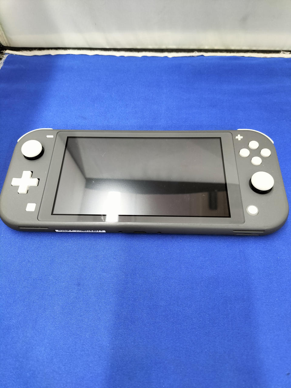 NINTENDO SWITCH　LITE