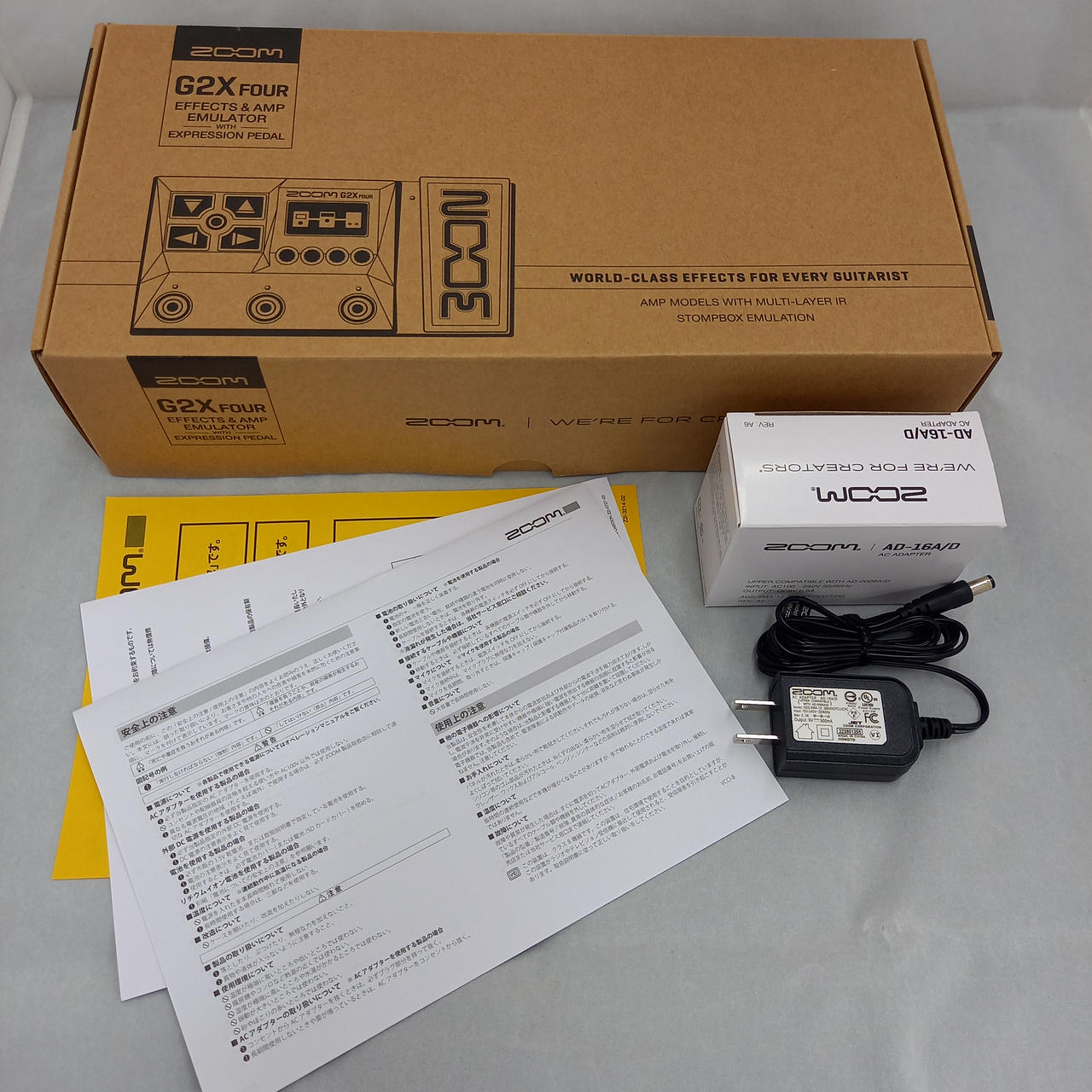 箱､印刷物一式､ACアダプター付属