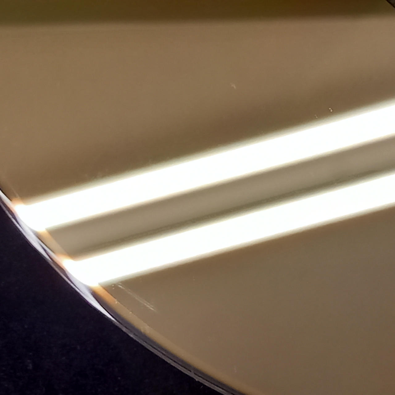 小キズあります