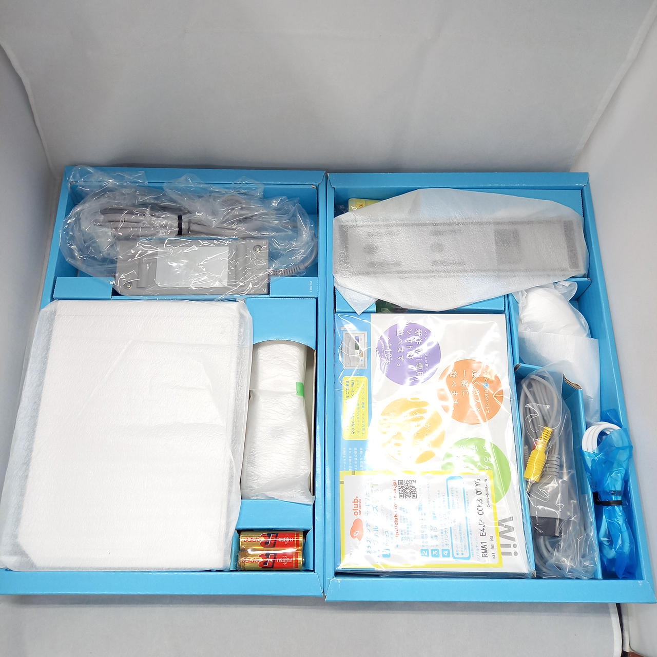 乾電池は液漏れの為この後廃棄しました