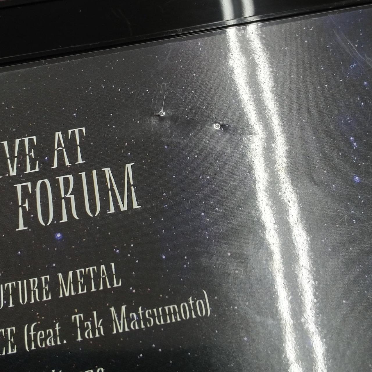 ケース凹みあり