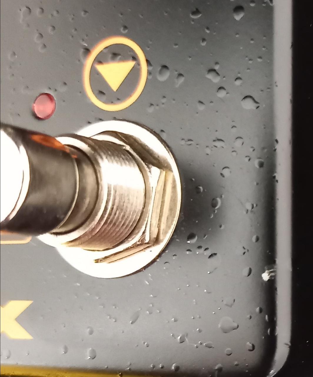 右端にキズあり