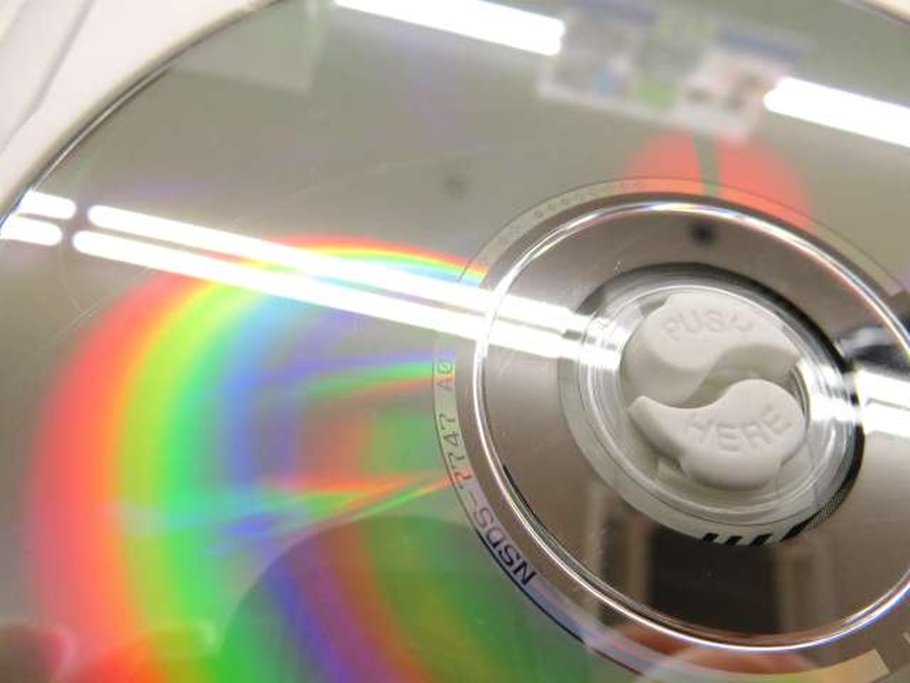 嵐の海のSOS 運命に舵を切れ：キズあり