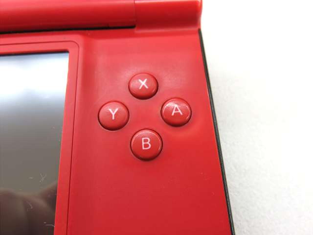 Aボタンの周り色ムラあり