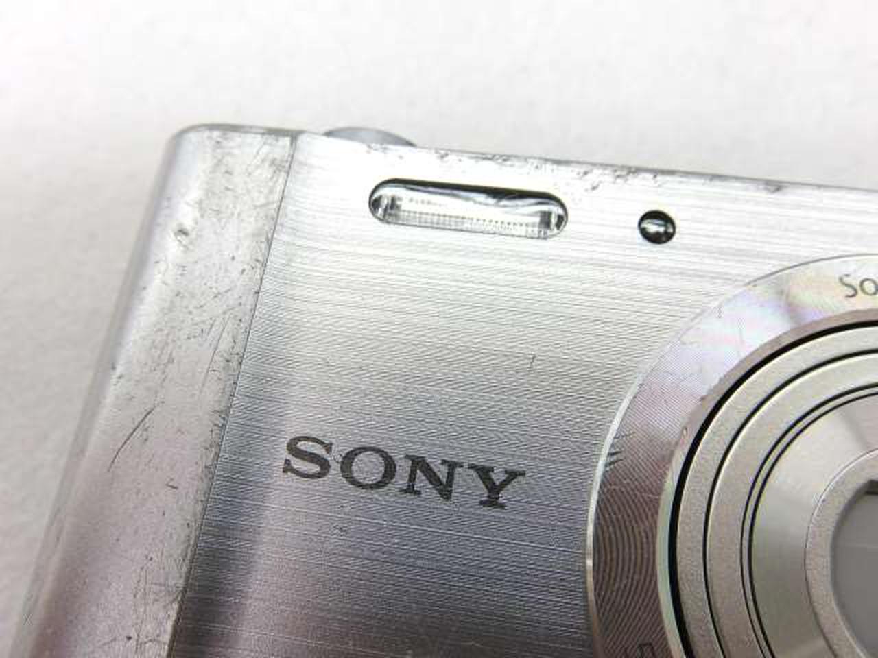 本体全体的にキズあり