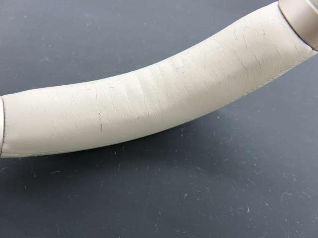 ヘッドクッション部分劣化あり