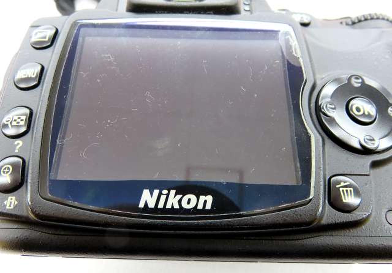 保護フィルム貼ってあります。