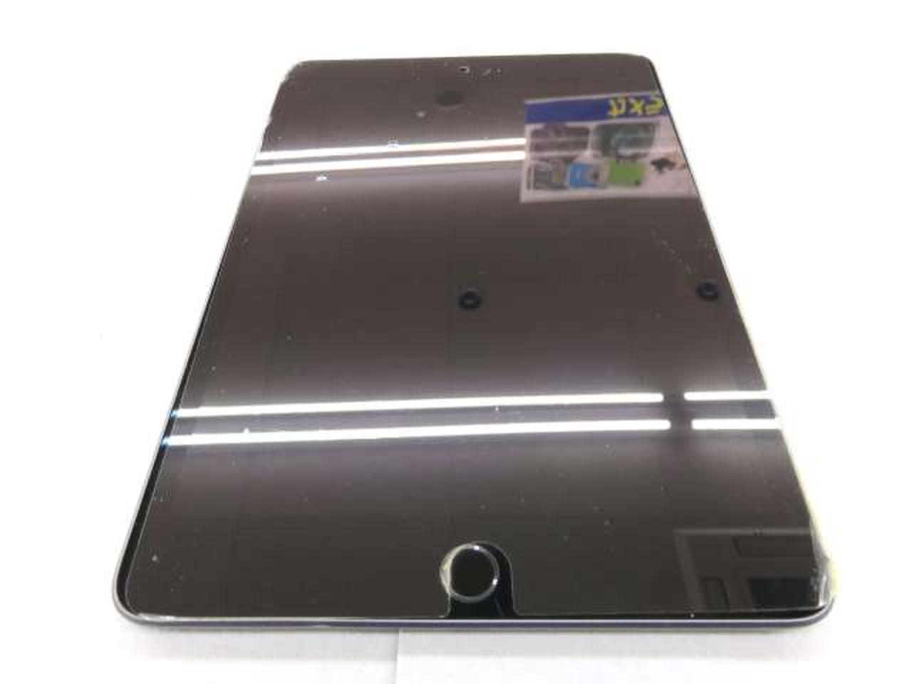 保護フィルム貼ってあります。