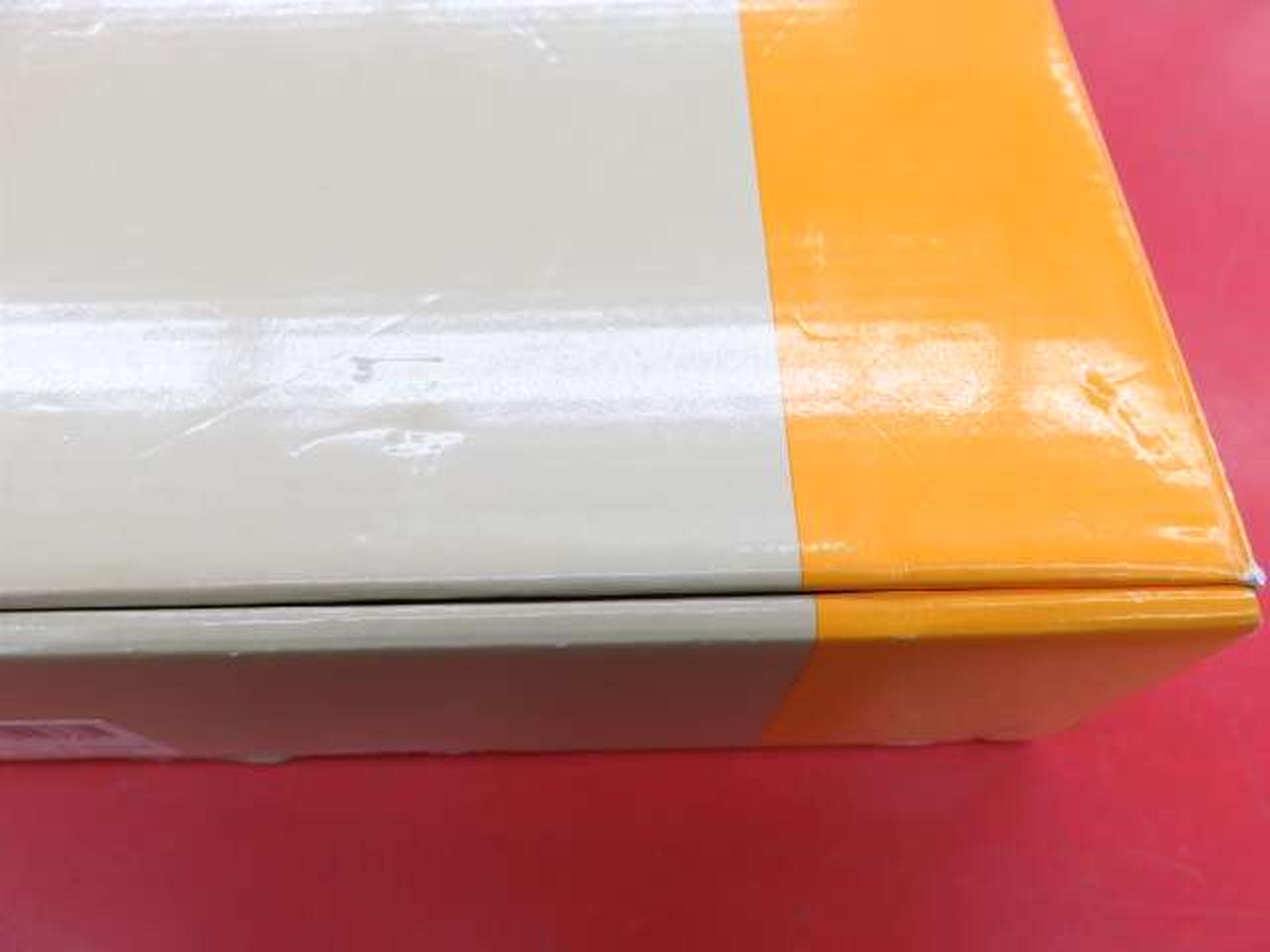 キズ、凹みあり