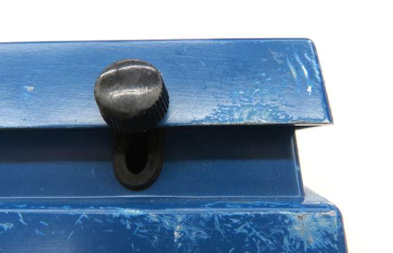 キズ、塗装?がれあり