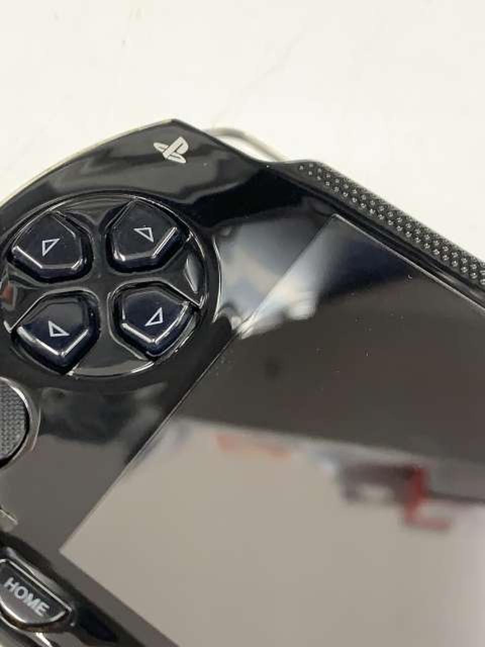 液晶内部に若干チリ(?)混入しています。