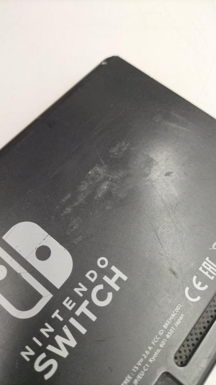 シール跡あります