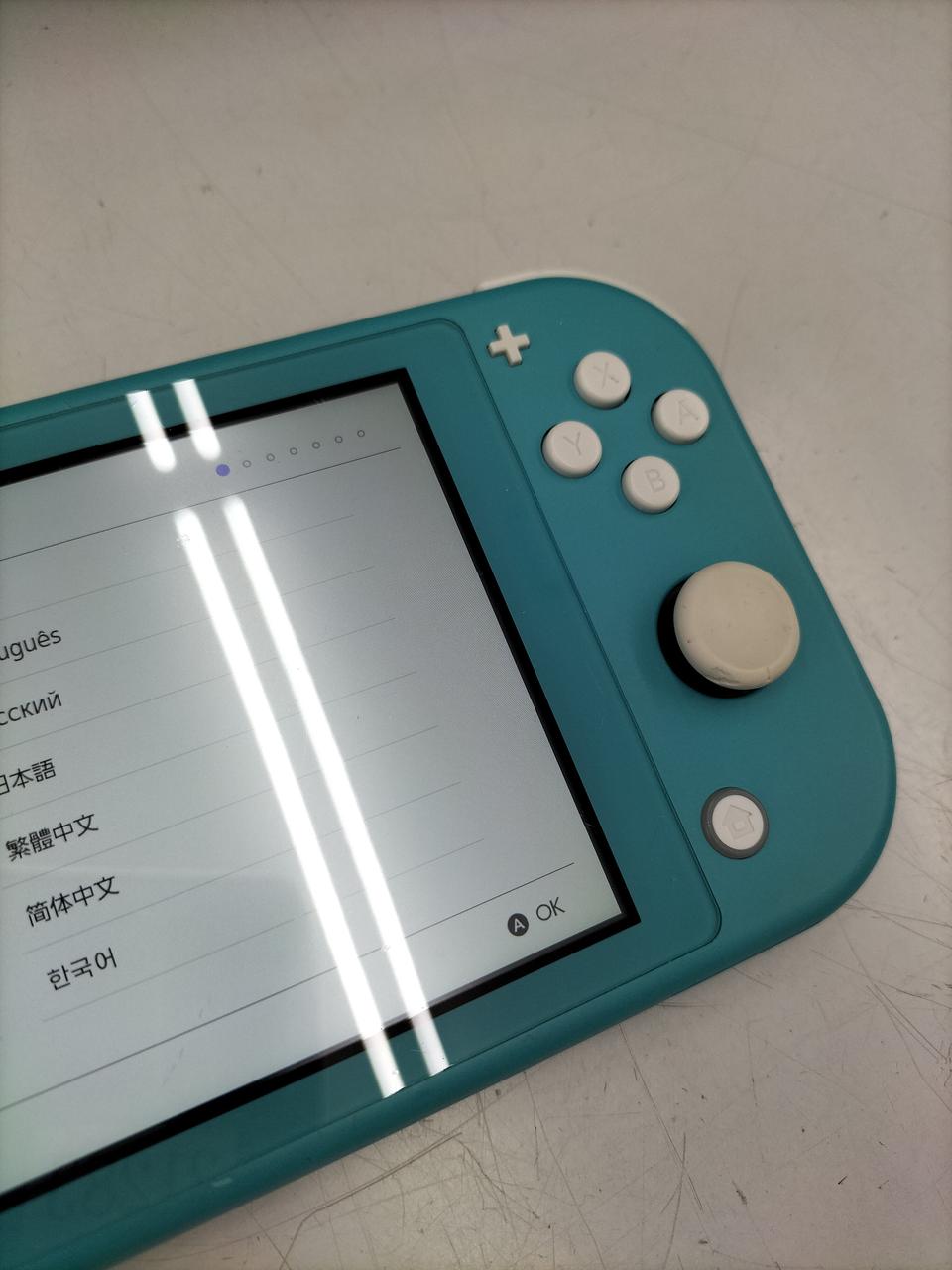 液晶黄ばみあり