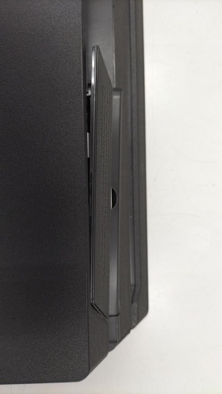 HDDカバー外れやすいです