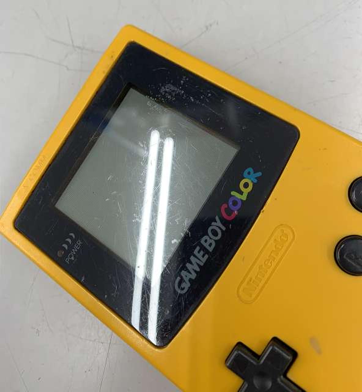 液晶にキズ多々あり