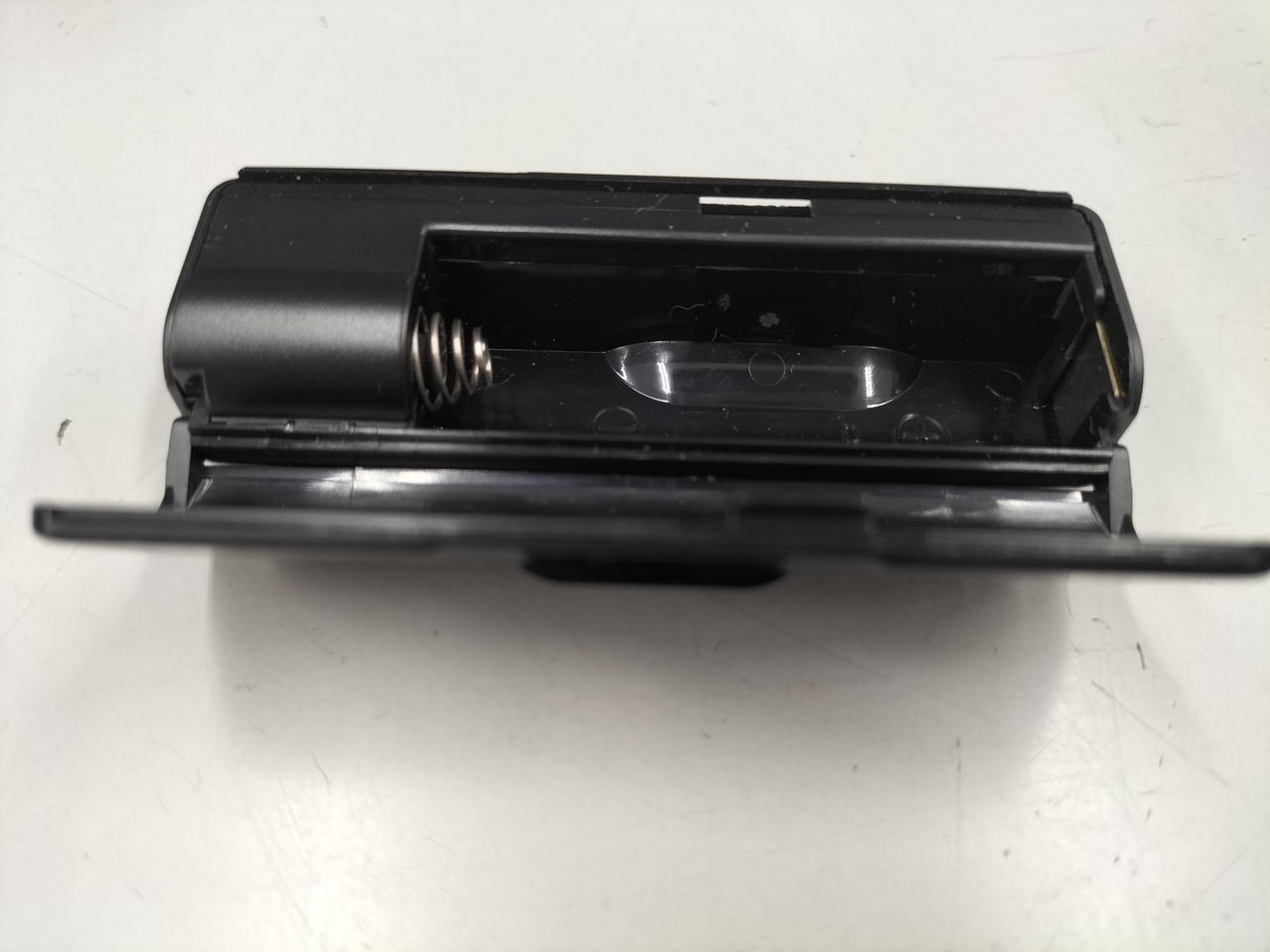 乾電池ボックス内部