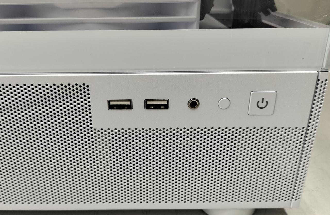 本体前面インターフェース