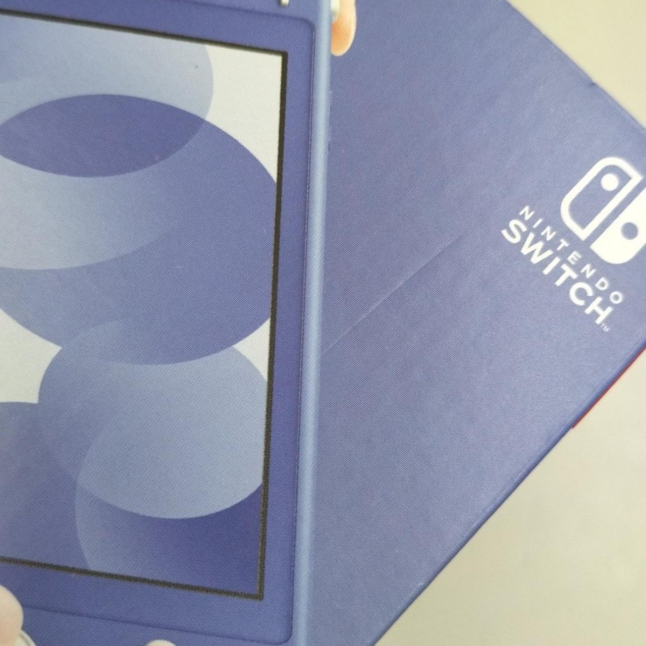 外箱にキズあります