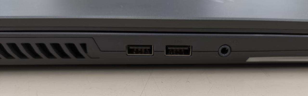 左側面インターフェース