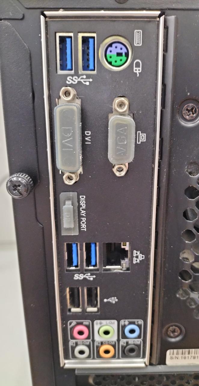 背面インターフェース