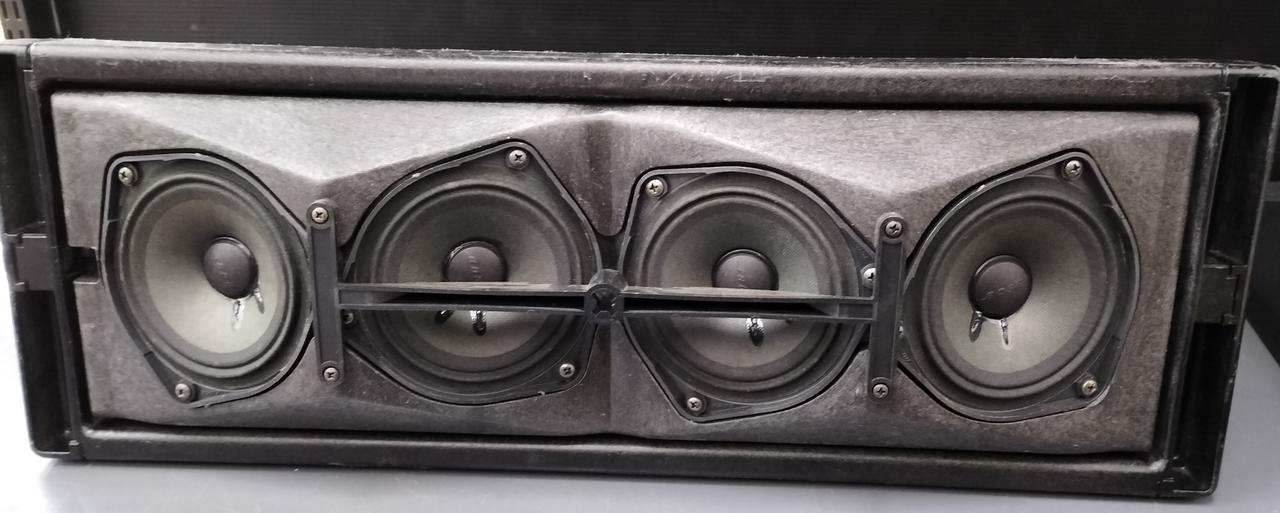 BOSE ブックシェルフスピーカー ボーズ、新ユニット採用のフルレンジ・ブックシェルフスピーカー