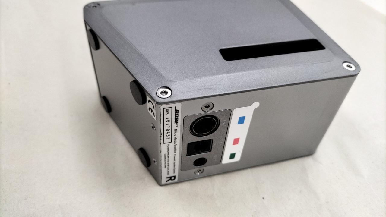 Bose AVアンプ シルバー Bose AVアンプ シルバー