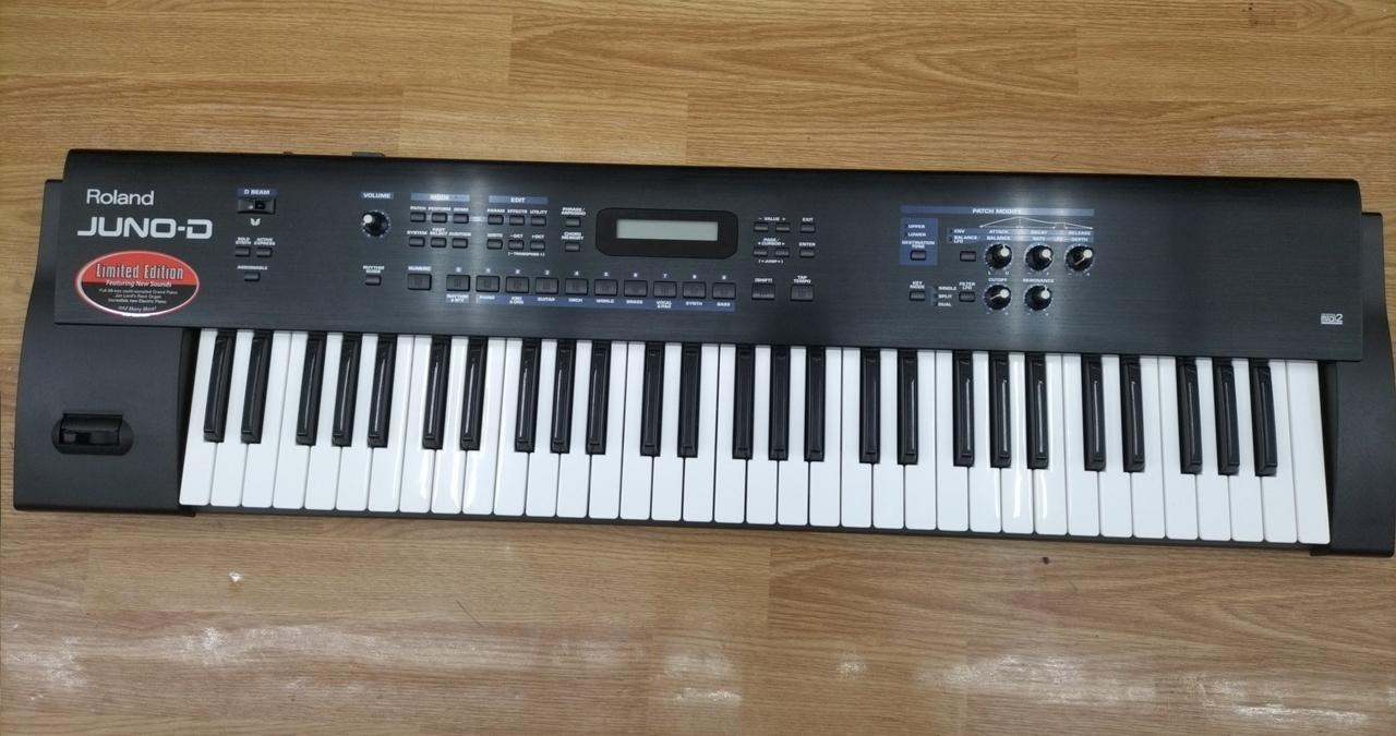 Roland JUNO-DI シンセサイザー 美品 完動品 Roland ” JUNO-X ” | ヴィンテージシンセ「JUNO」をZEN-Core
