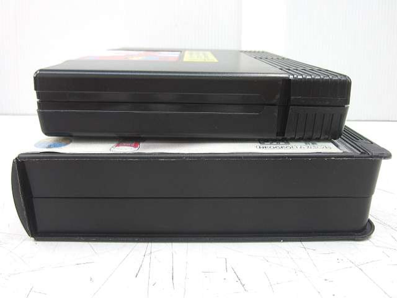 パッケージ&ソフト：側面2