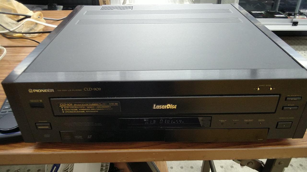 【極美品】PioneerCD CDV LD コンパチブルプレーヤーCLD-909 CLD-909｜パイオニア レーザーディスクプレーヤー｜中古品｜修理