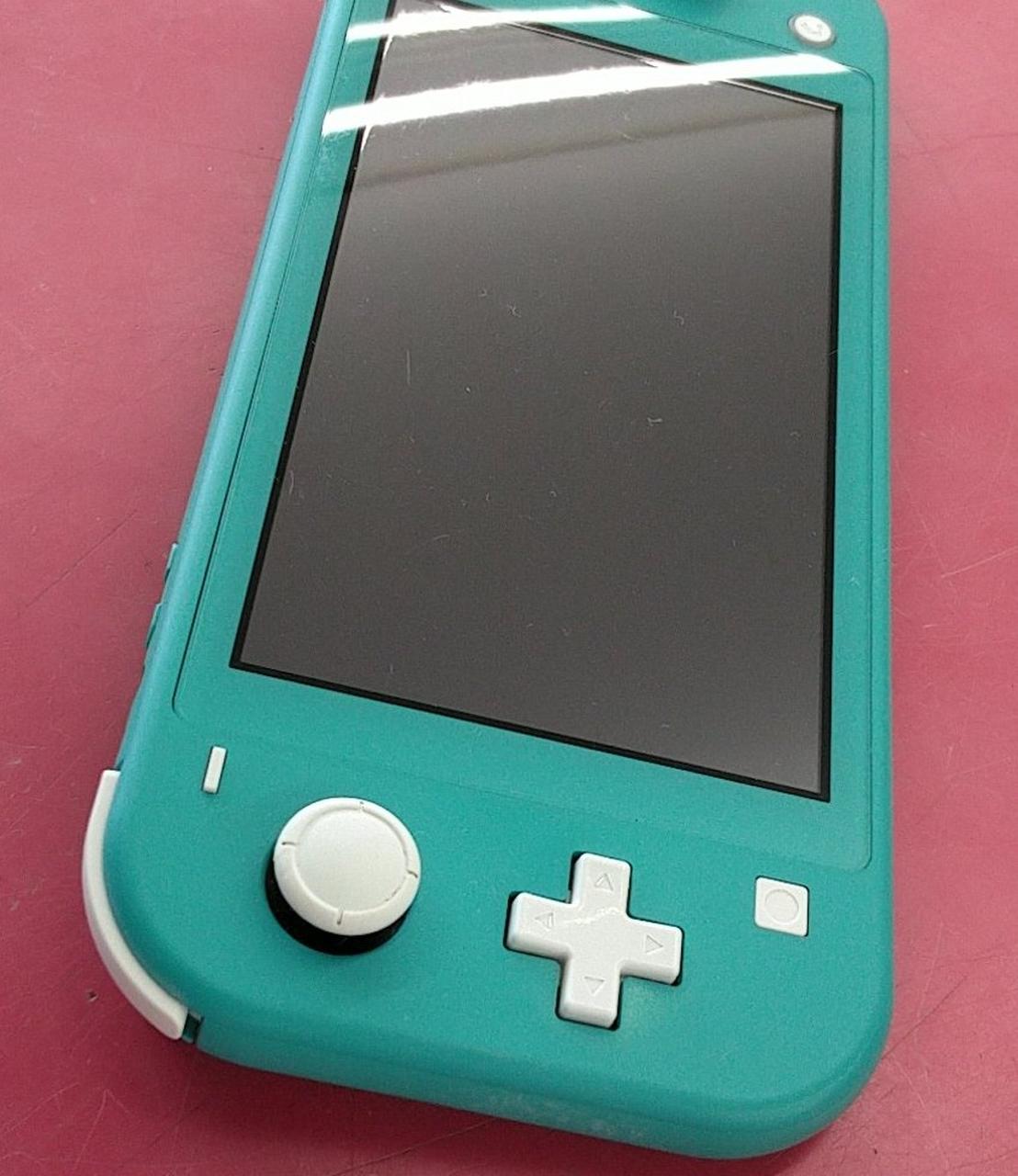 画面にキズあります