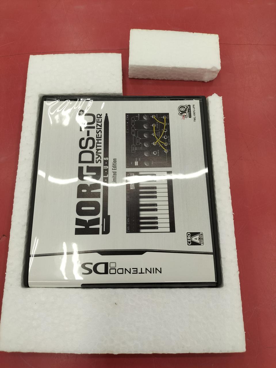 内箱（発泡スチロール）一部破損あります。