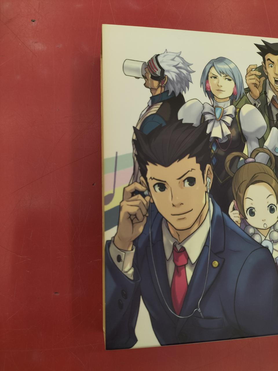 一番外側紙ケース左側に変色見られます。