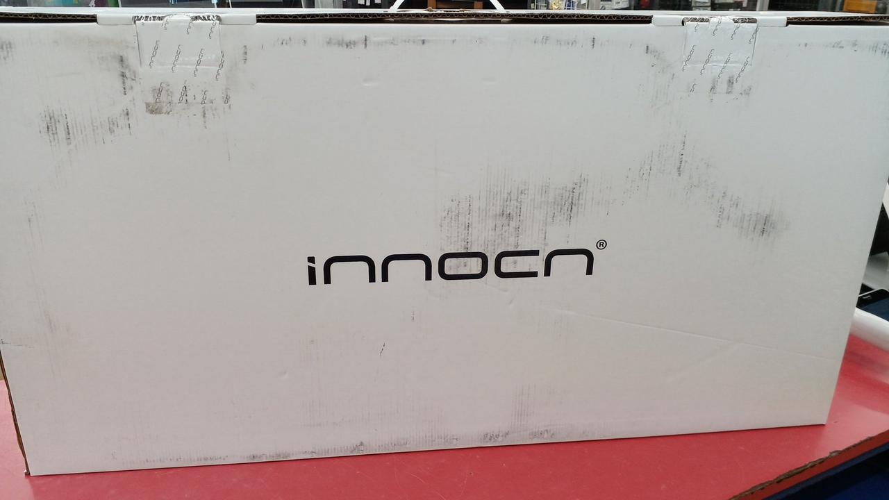 箱に汚れあります。