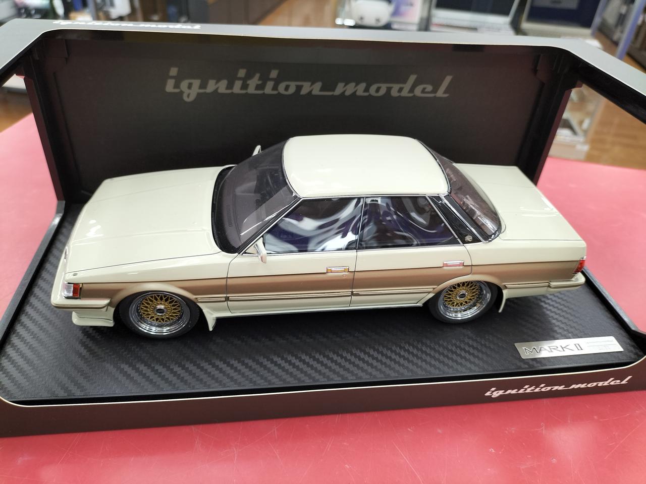 ignition model 71マークⅡシルバー ミニカー 1/43 ignition model 71マークⅡシルバー ミニカー 1/43 - メルカリ