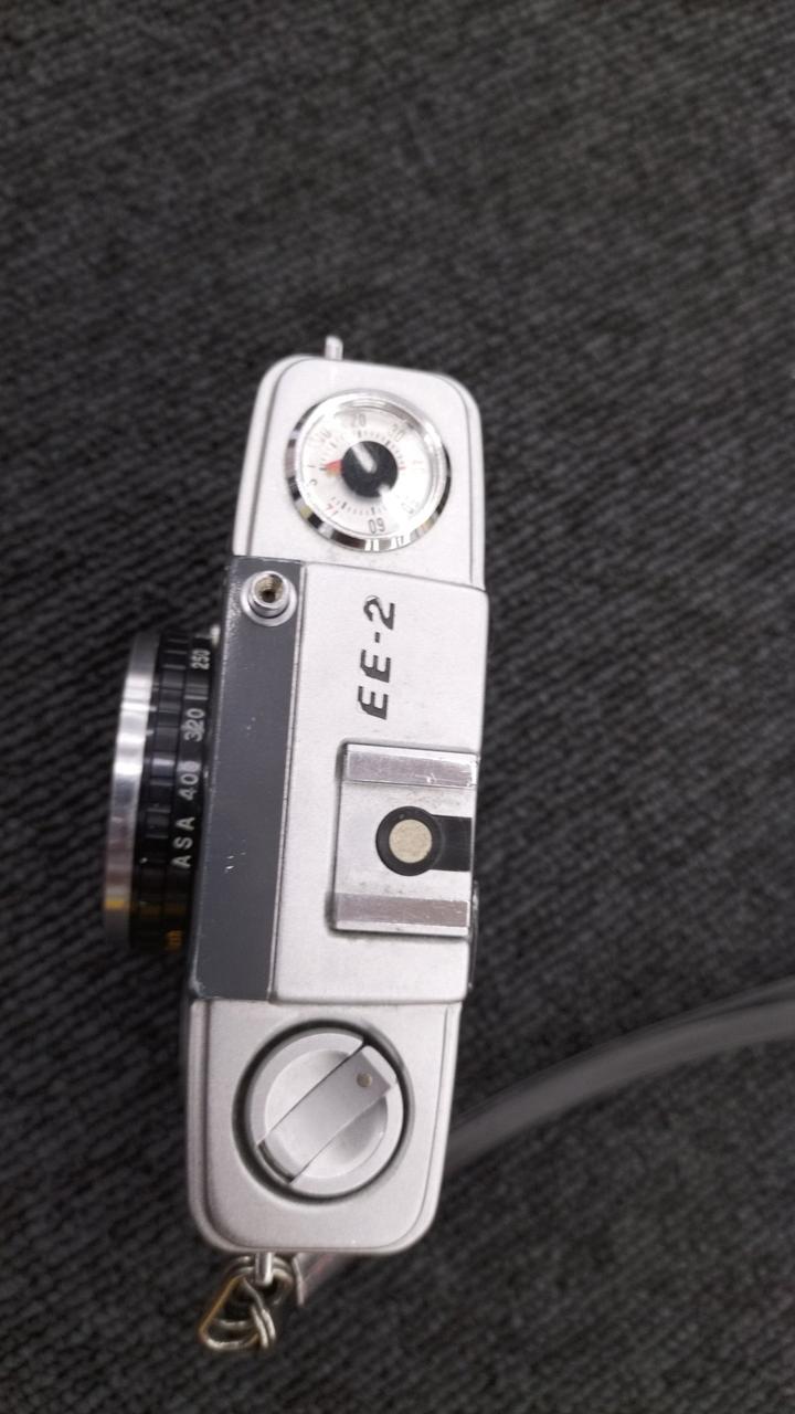 あお様　OLYMPUS　EE-2　ハーフカメラ 1本で2倍撮れるハーフカメラ｜オリンパス PEN EE-2️インク