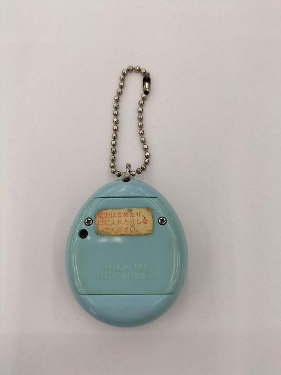 裏面、経年汚れあり。