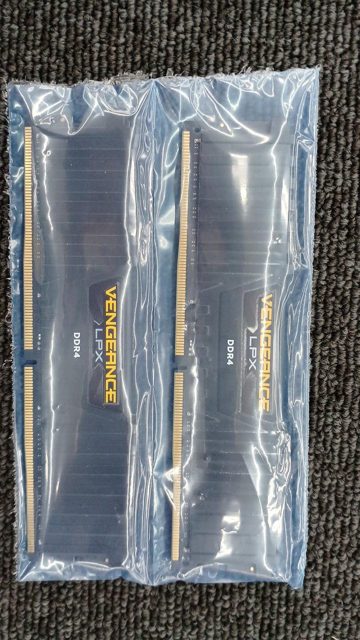 CORSAIR|DDR4 デスクトップ用メモリ|【ハードオフ公式通販】オフモール