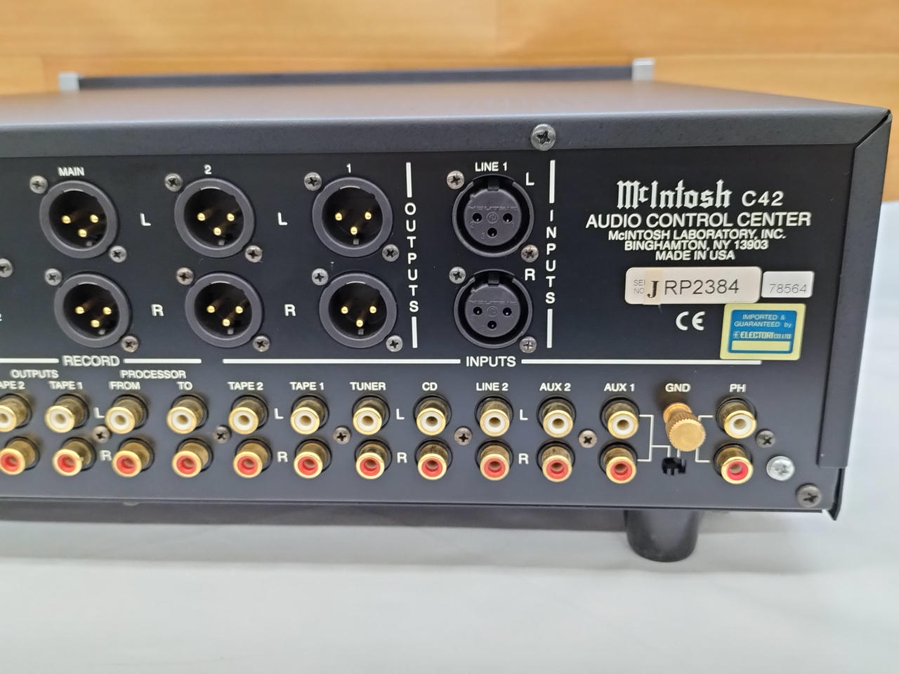 定番の冬ギフト McIntosh 極美品 コントロールアンプ C38 アンプ